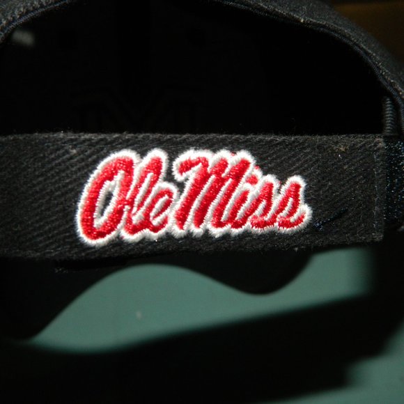 Ole Miss Rebels Hat Cap University Of Mississippi - Picture 3 of 4